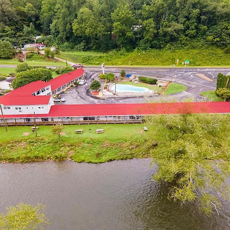 Lloyd'S On The River Country Inn By Oyo Bryson City Buitenkant foto
