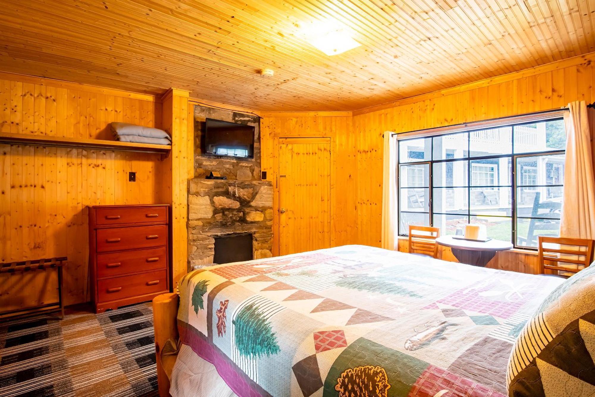 Lloyd'S On The River Country Inn By Oyo Bryson City Buitenkant foto
