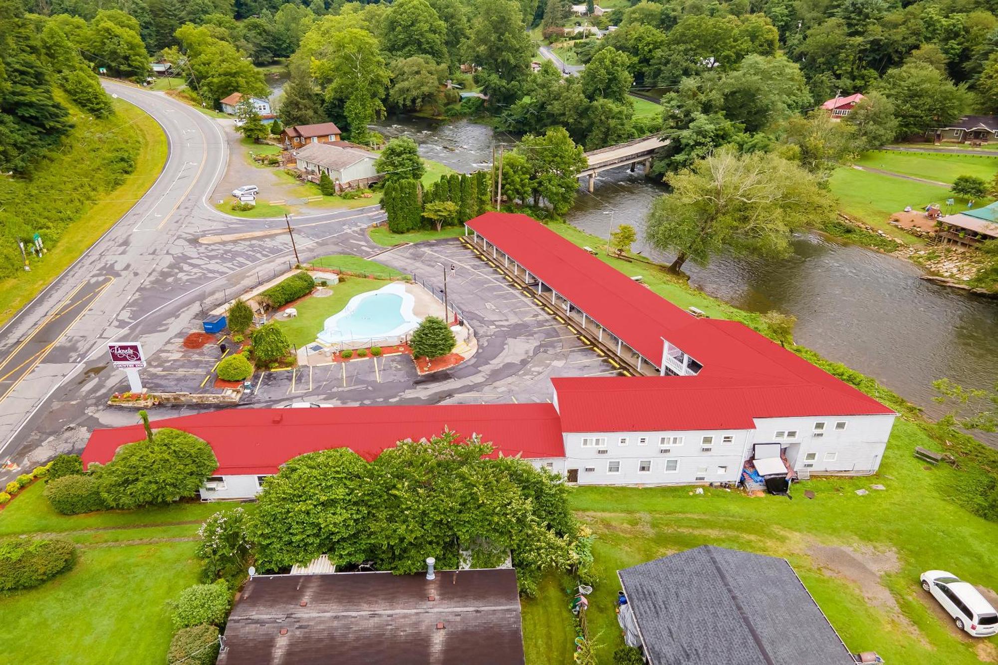 Lloyd'S On The River Country Inn By Oyo Bryson City Buitenkant foto