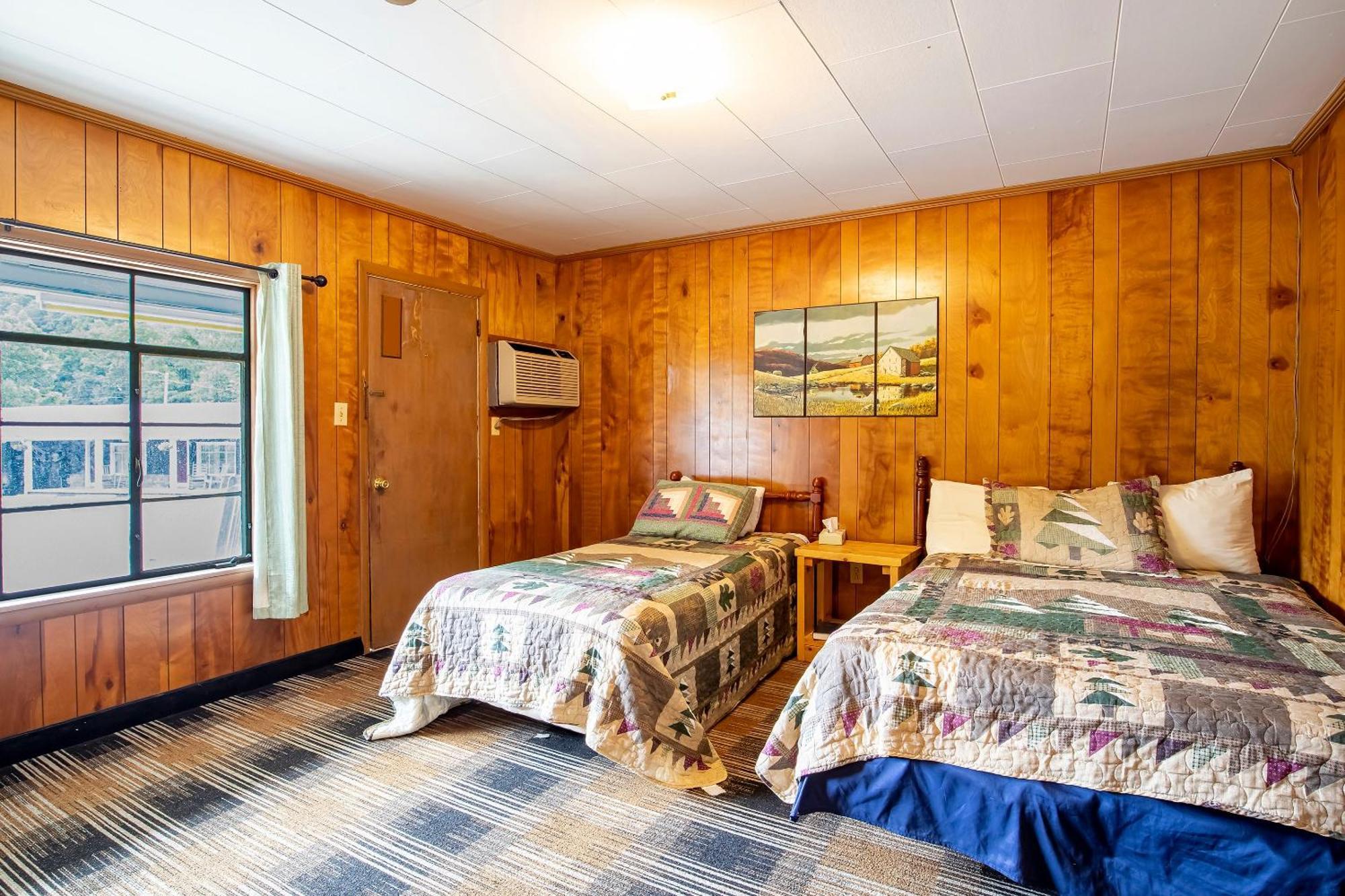 Lloyd'S On The River Country Inn By Oyo Bryson City Buitenkant foto