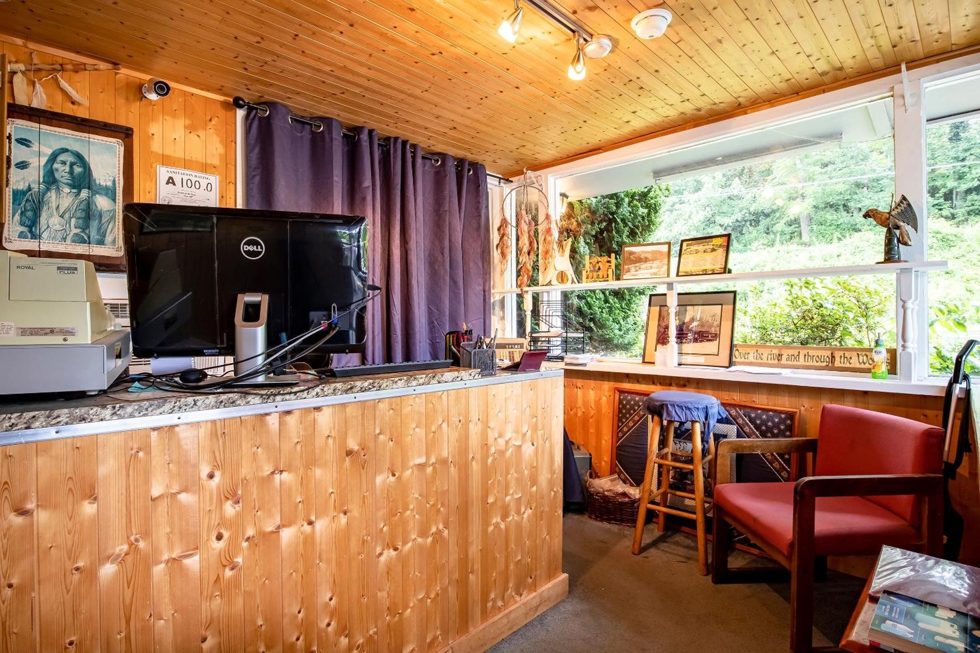 Lloyd'S On The River Country Inn By Oyo Bryson City Buitenkant foto