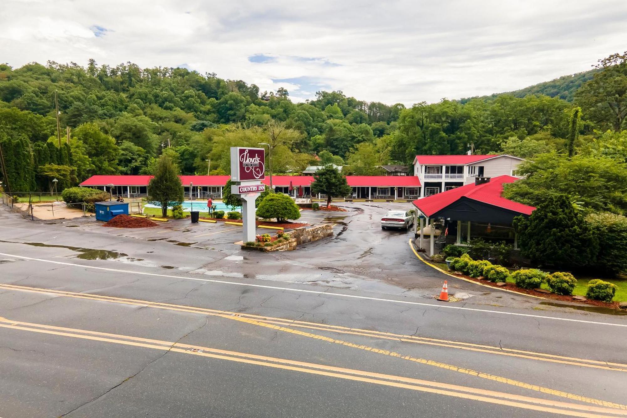 Lloyd'S On The River Country Inn By Oyo Bryson City Buitenkant foto
